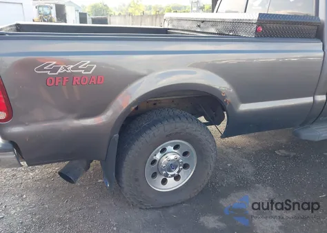 2006 Ford F-250 Xl/Xlt из США, поврежденный, VIN 1FTSF21P26EB85050